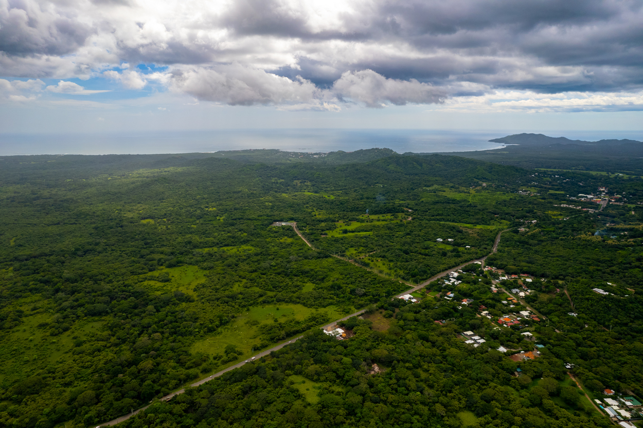 Income-Generating Tropical Oasis: 7-Unit Property on a Large Lot Minutes from Tamarindo