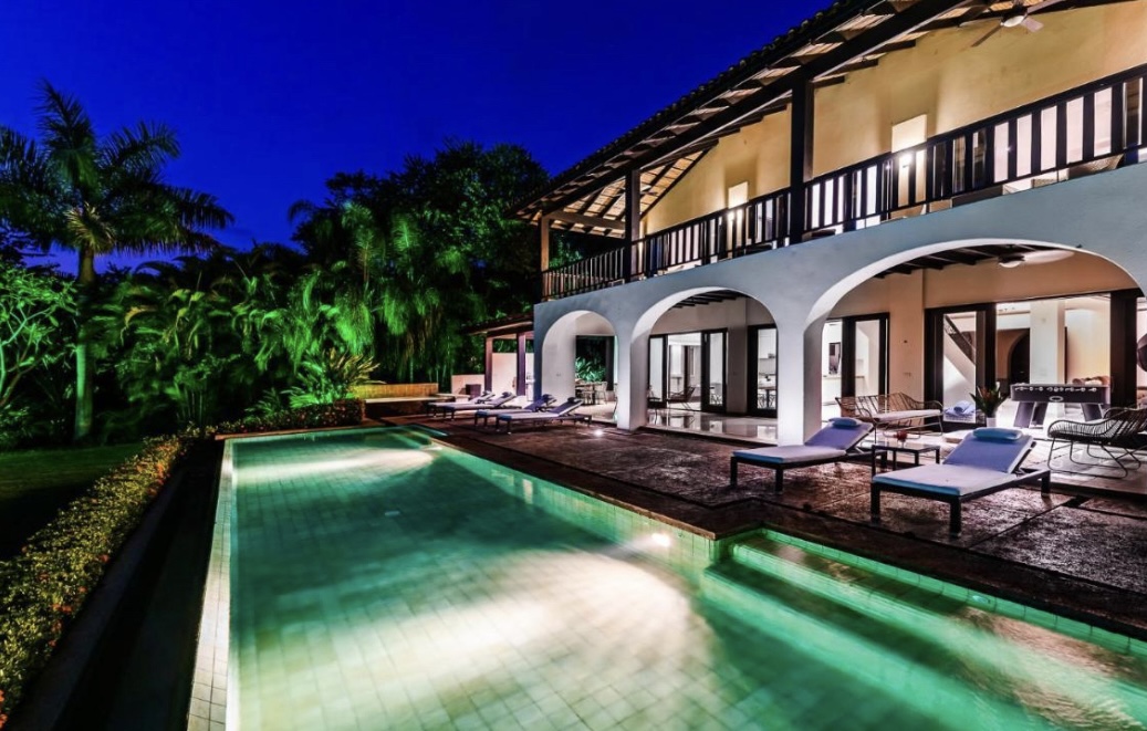 Sophisticated 4-Bedroom Luxury Villa in Hacienda Pinilla