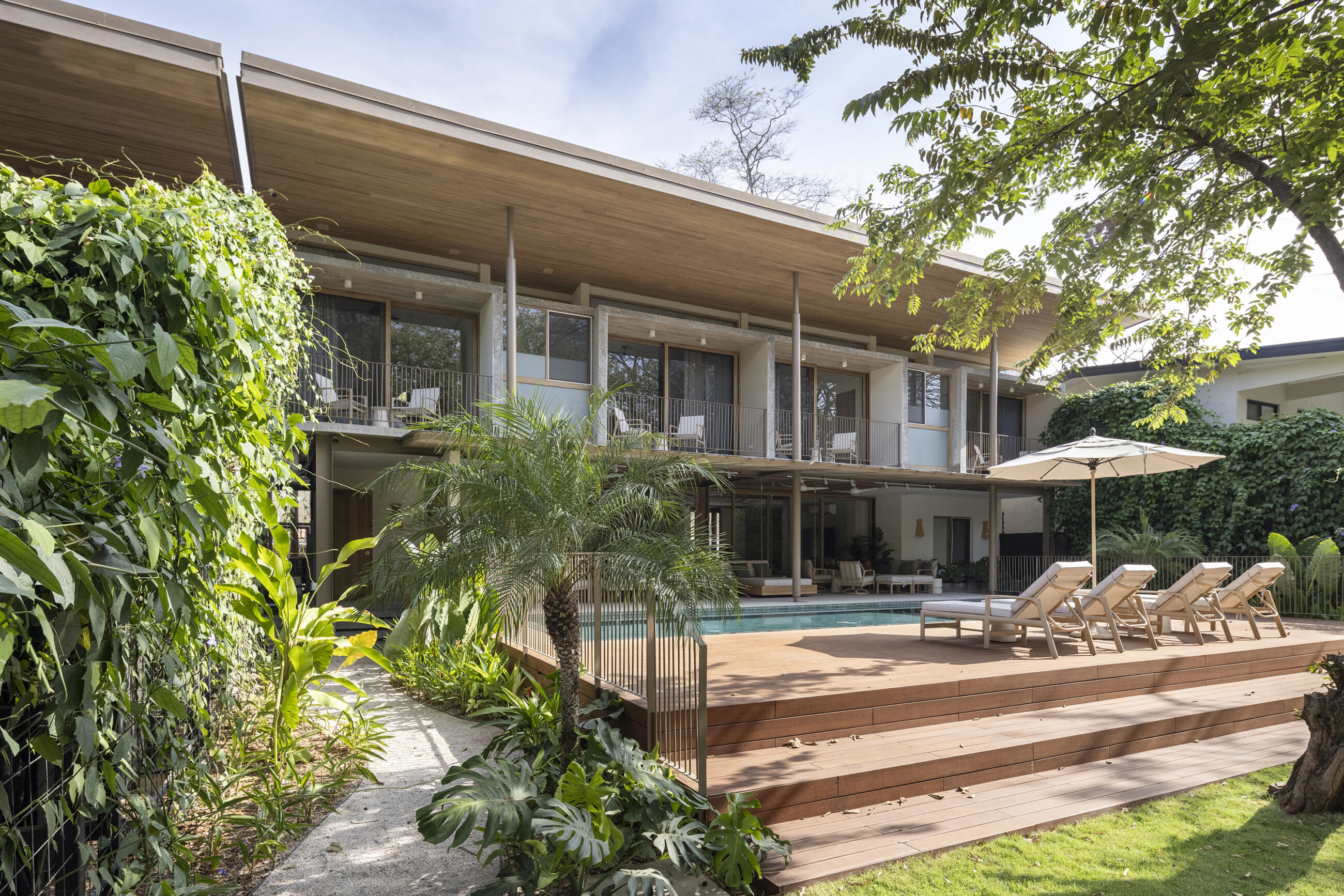 Casa Prana - High-End Beach Mansion in Playa Grande, Thoughtfully Crafted for You