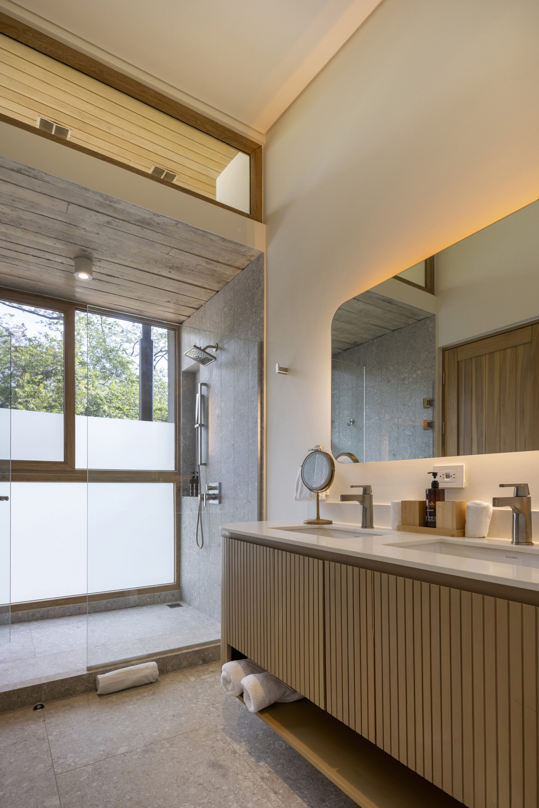 Casa Prana - High-End Beach Mansion in Playa Grande, Thoughtfully Crafted for You