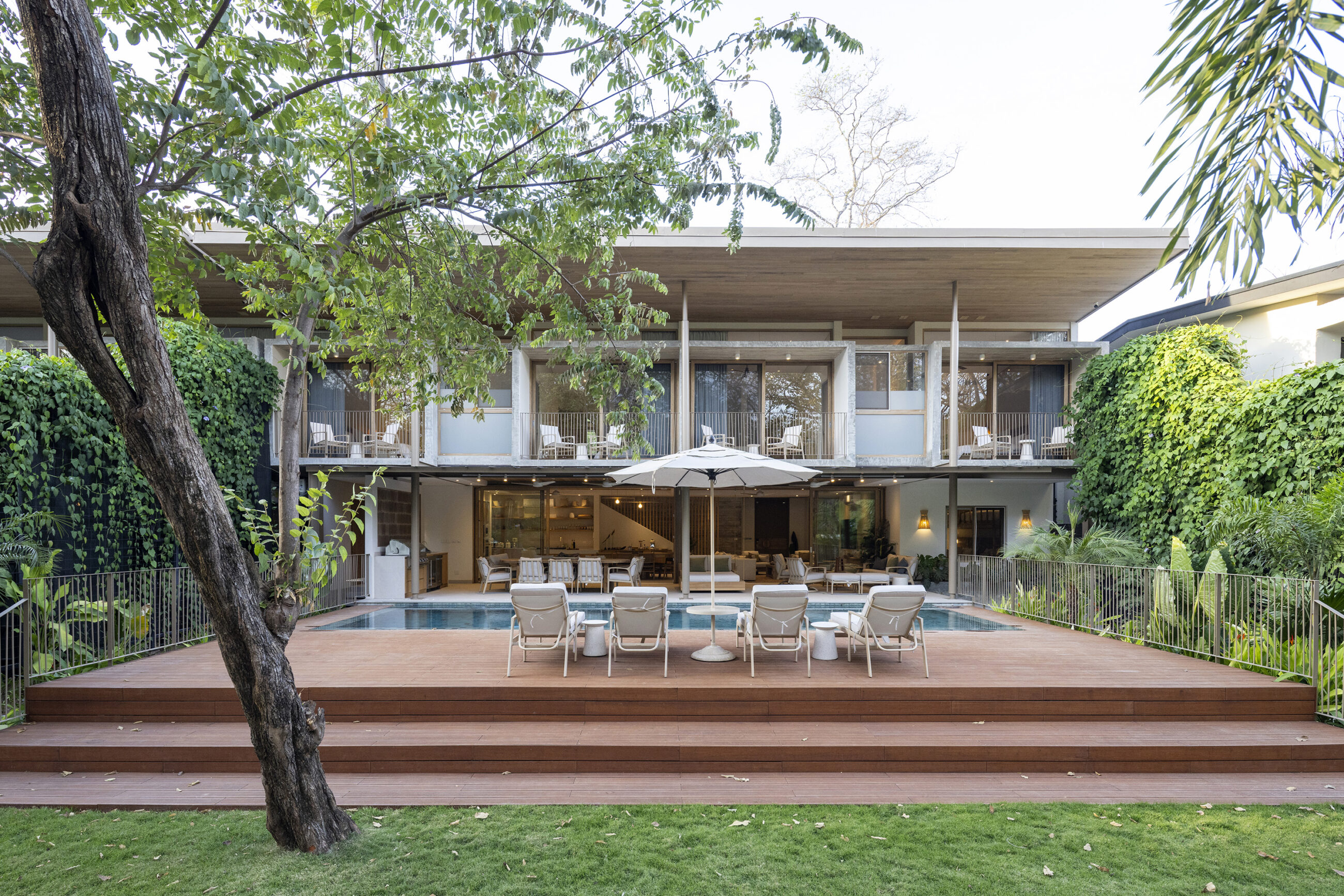 Casa Prana - High-End Beach Mansion in Playa Grande, Thoughtfully Crafted for You