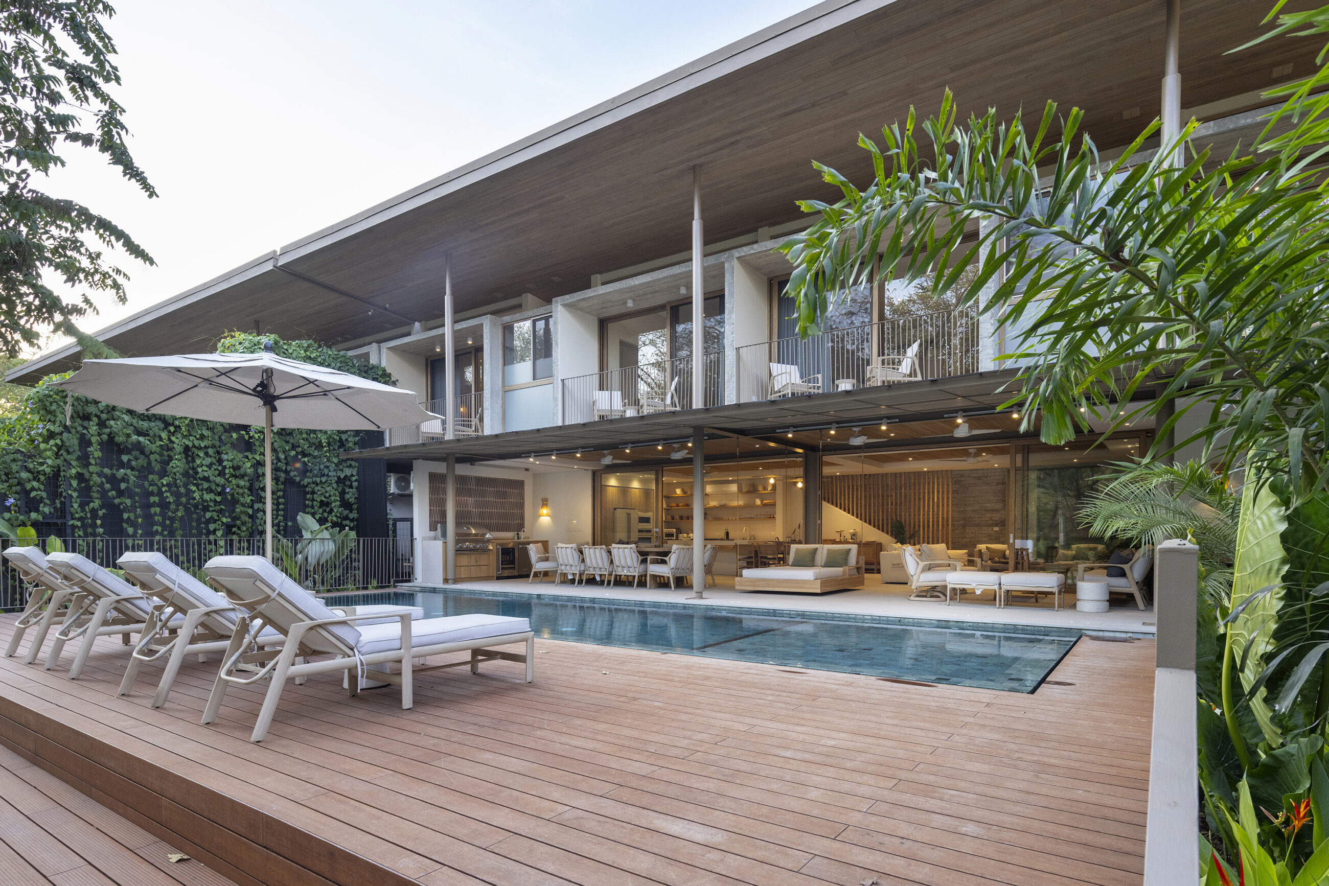 Casa Prana - High-End Beach Mansion in Playa Grande, Thoughtfully Crafted for You