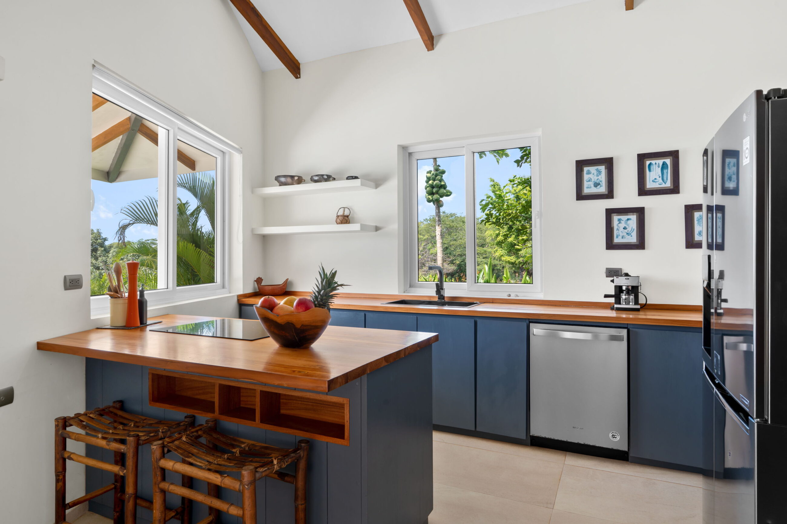 Casa Los Roques: Architectural 180 Degree Ocean-View Masterpiece in Playa Negra – Finca Los Pargos